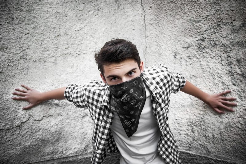 Hướng dẫn sử dụng khăn bandana 113 Hướng dẫn sử dụng khăn bandana 112